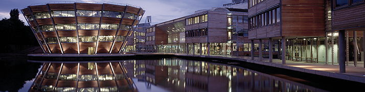 Djanogly Learning Centre on Jubilee Campus at night