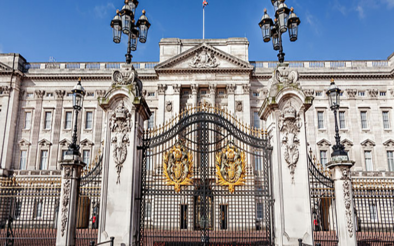 Buckingham Palace 800x