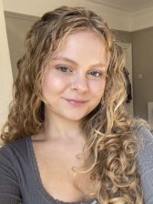 A head and shoulders photo of Emily Moseley