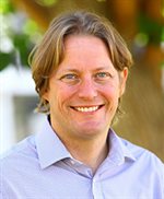 Head and shoulders photo of Ian Corbett