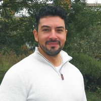 Photo of Roberto Mansilla