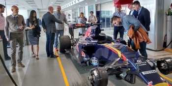 Toro Rosso factory resized