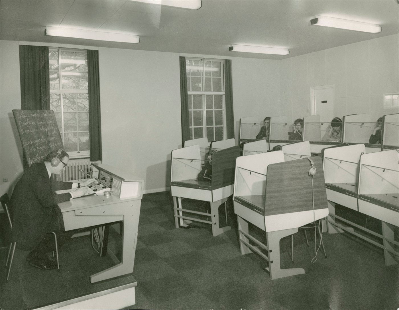 ACC 2322_photo 15_language lab