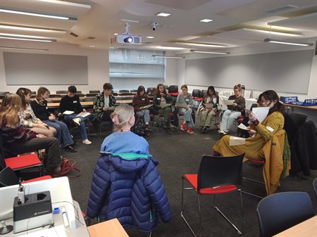 Pippa Vidal Davies (far right) steering us through the activity of reflecting on what positive health and wellbeing might feel like in our daily routines