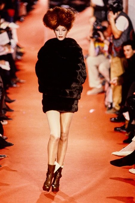 Figure 11: Vivienne Westwood, Fall 1993 Ready-To-Wear. Vogue Runway. Look 36.