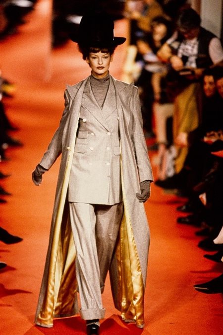 Figure 8: Vivienne Westwood, Fall 1993 Ready-To-Wear. Vogue Runway. Look 4.