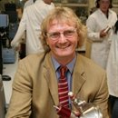 Energy efficient polymerisations: £300K new EPSRC funding for Prof Steve Howdle's team