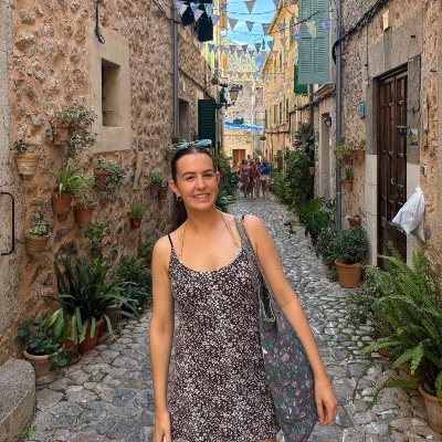 Photo of Lucy Clark in an alleyway