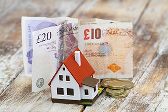 Financial Literacy, Present Bias and Alternative Mortgage Products