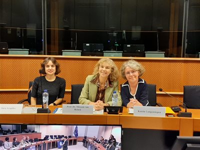 Sara-Arapiles-Parliament