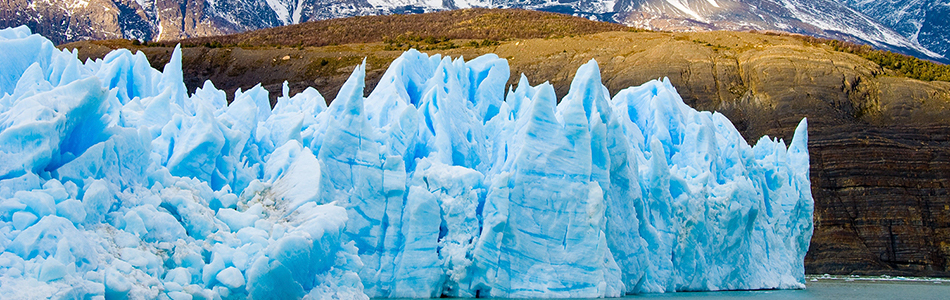 Arctic landscape with iceberg
