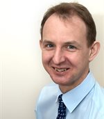 R-Knaggs_Portrait_colour_small-2012