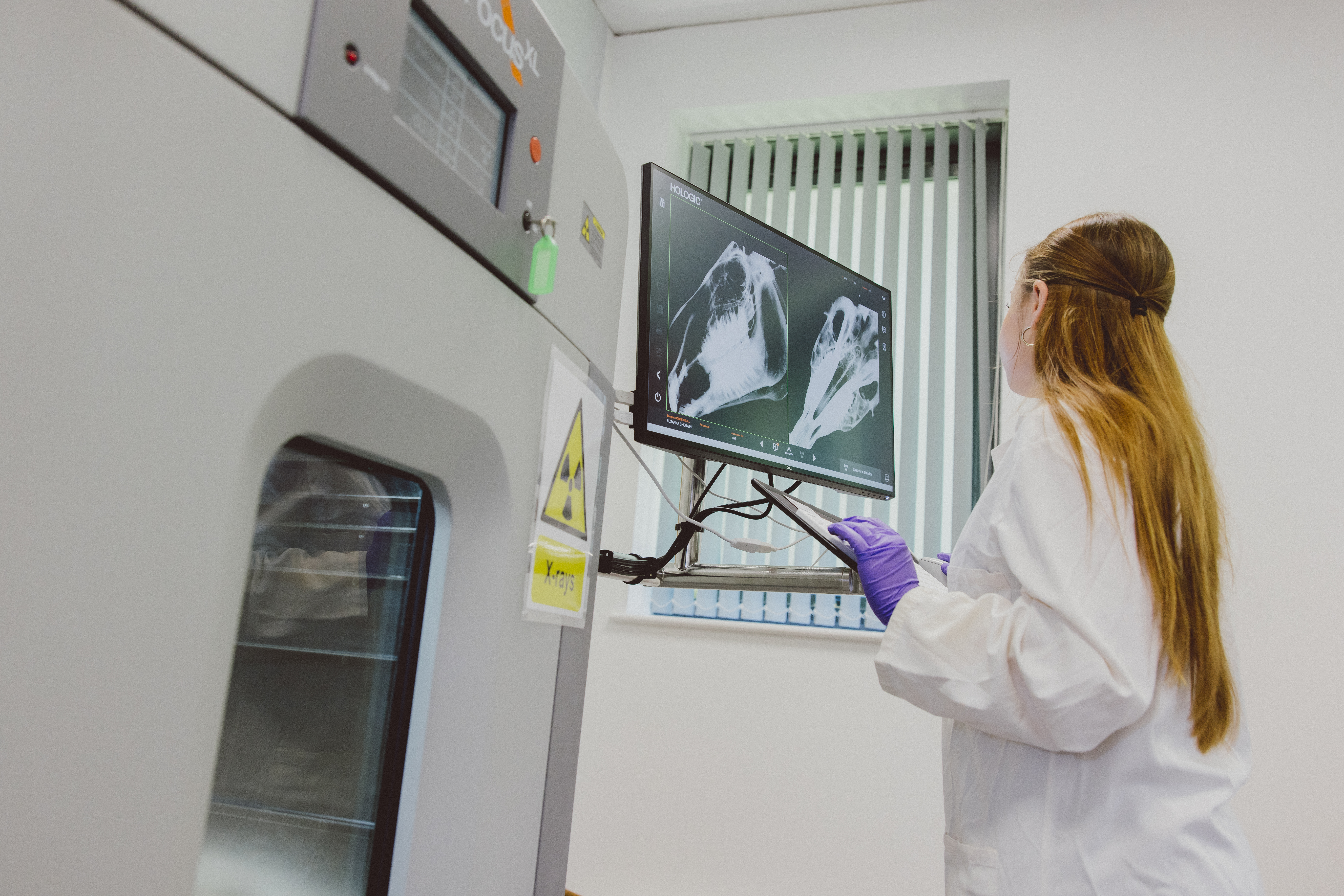 UONArchaeology lab - Faxitron image2