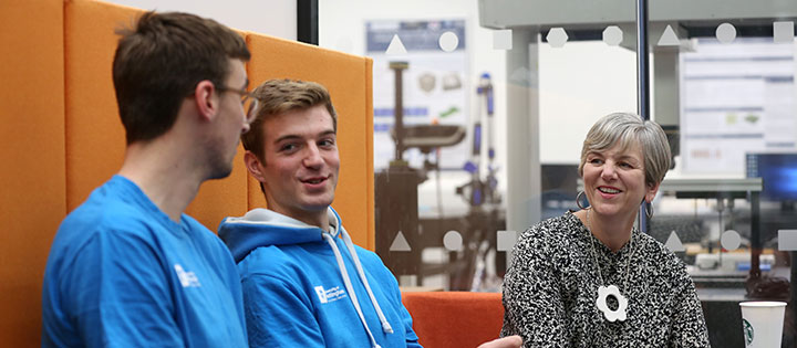 AHStudentAmbassadors1022ET