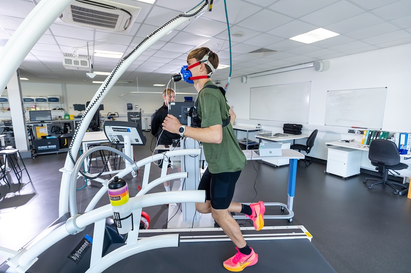 Performance testing on treadmill