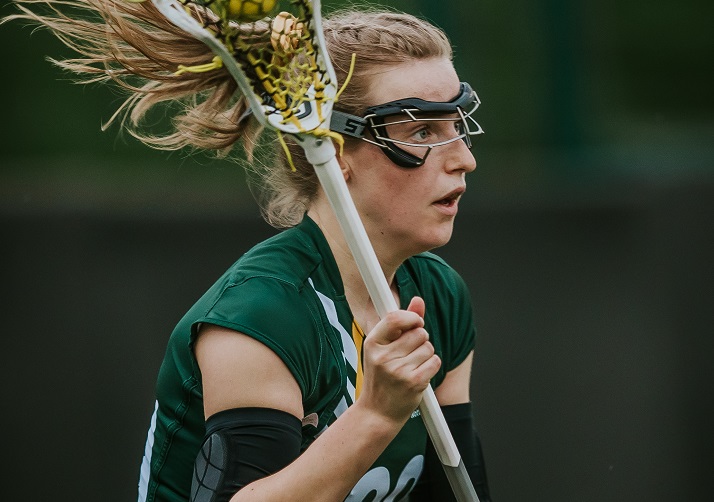 Lacrosse player Emma Savage representing the University of Nottingham