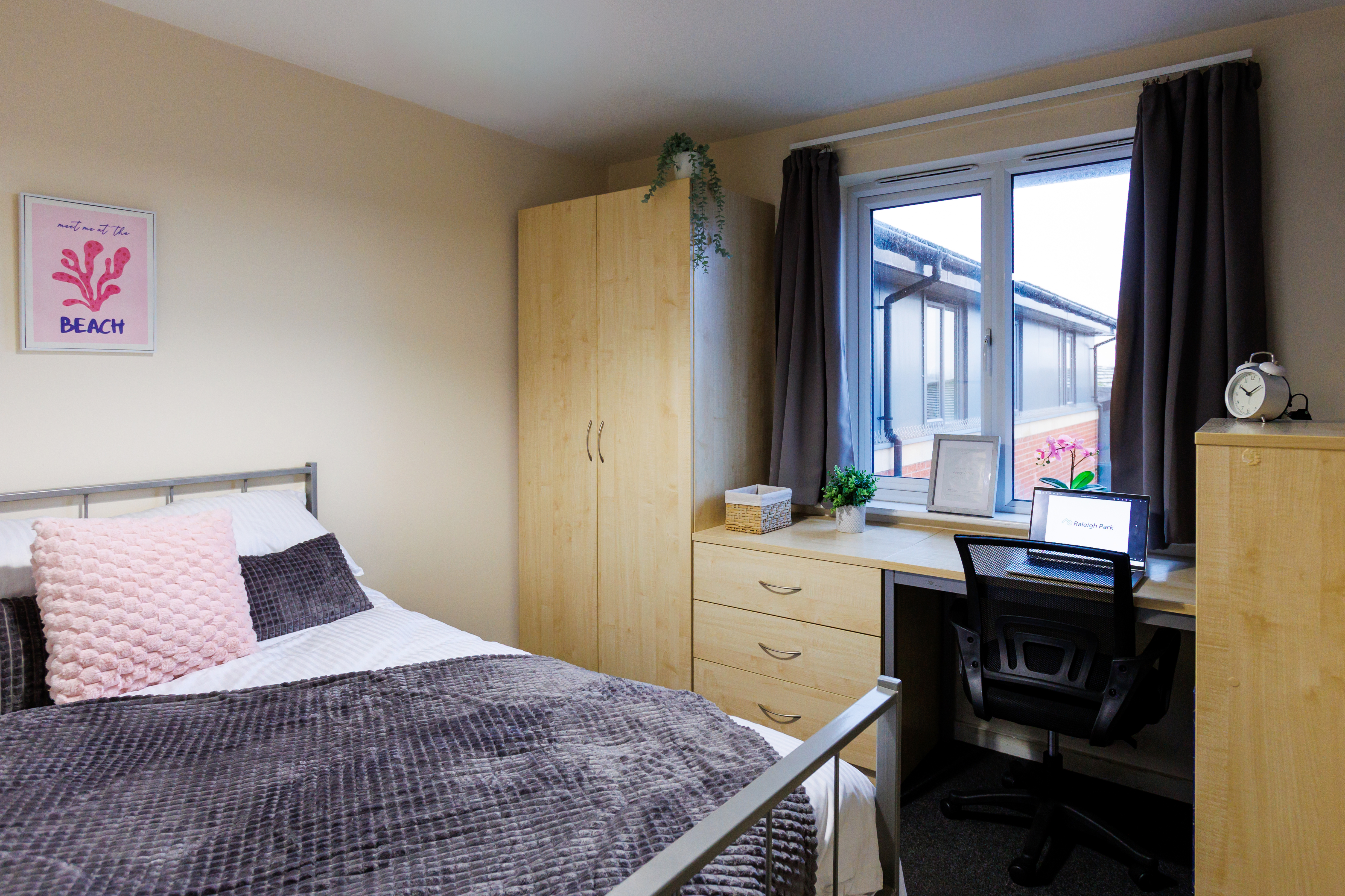 Raleigh Park Silver Ensuite