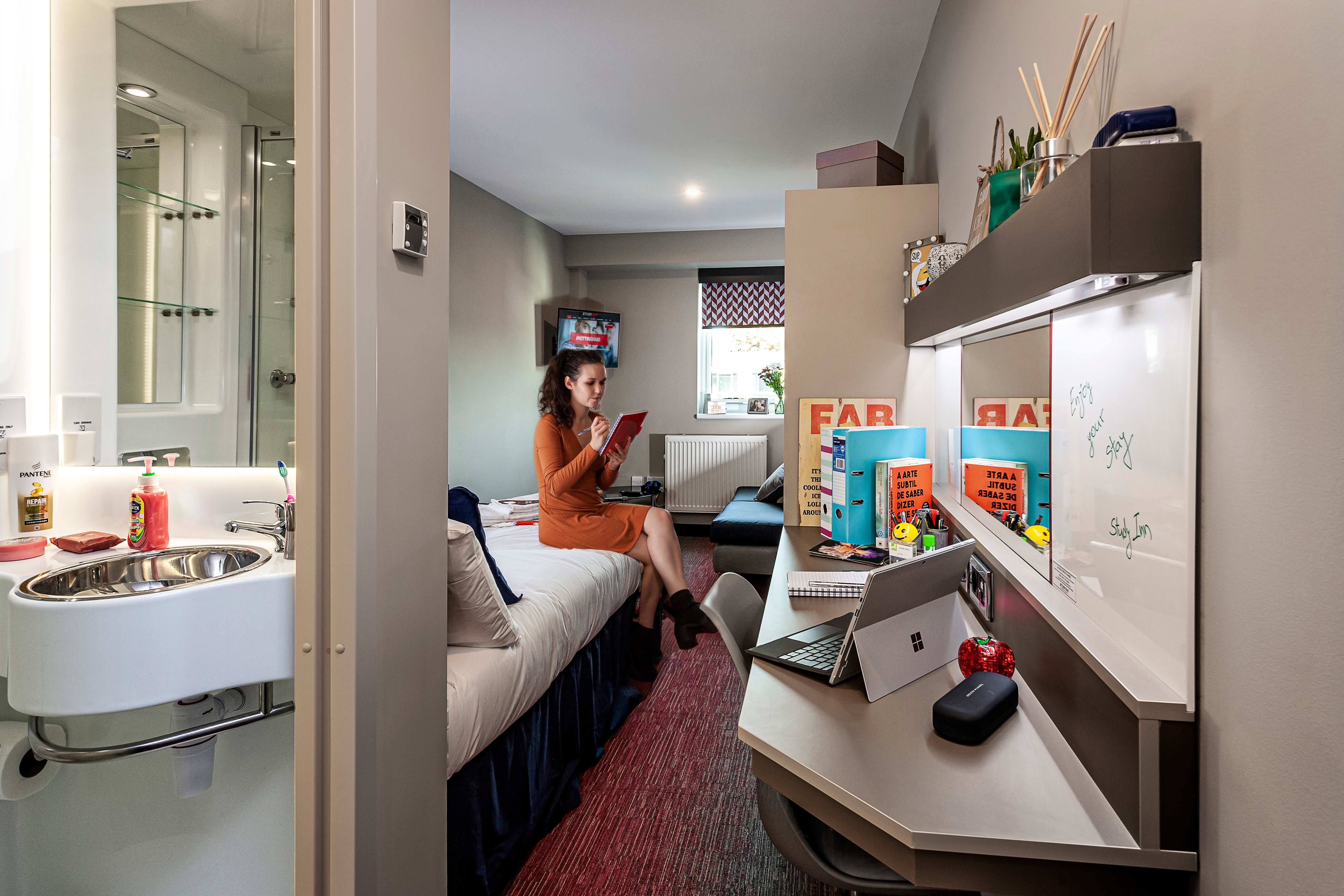 Diamond-En-Suite-E516697-Final