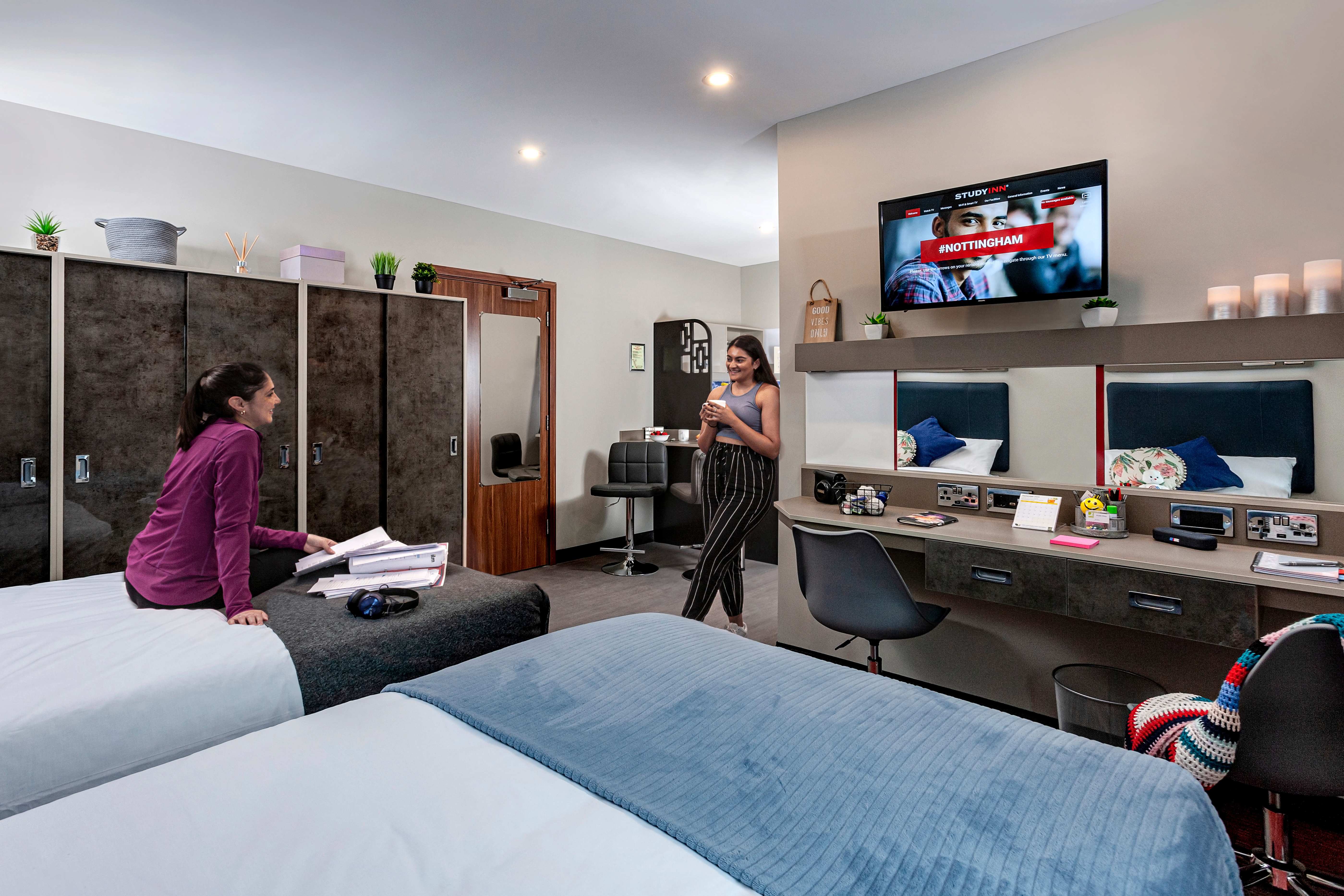 Sapphire Studio-E516471_final