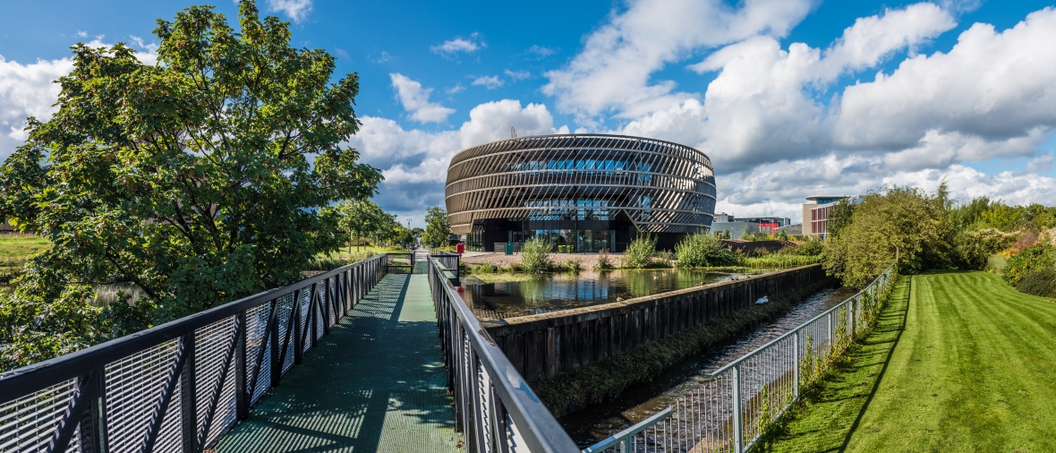 Wide-angle photo of the Ingenuity Centre, Jubilee Campus