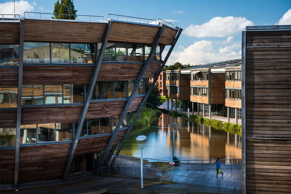 External view of the Djanogly Resource Learning Centre