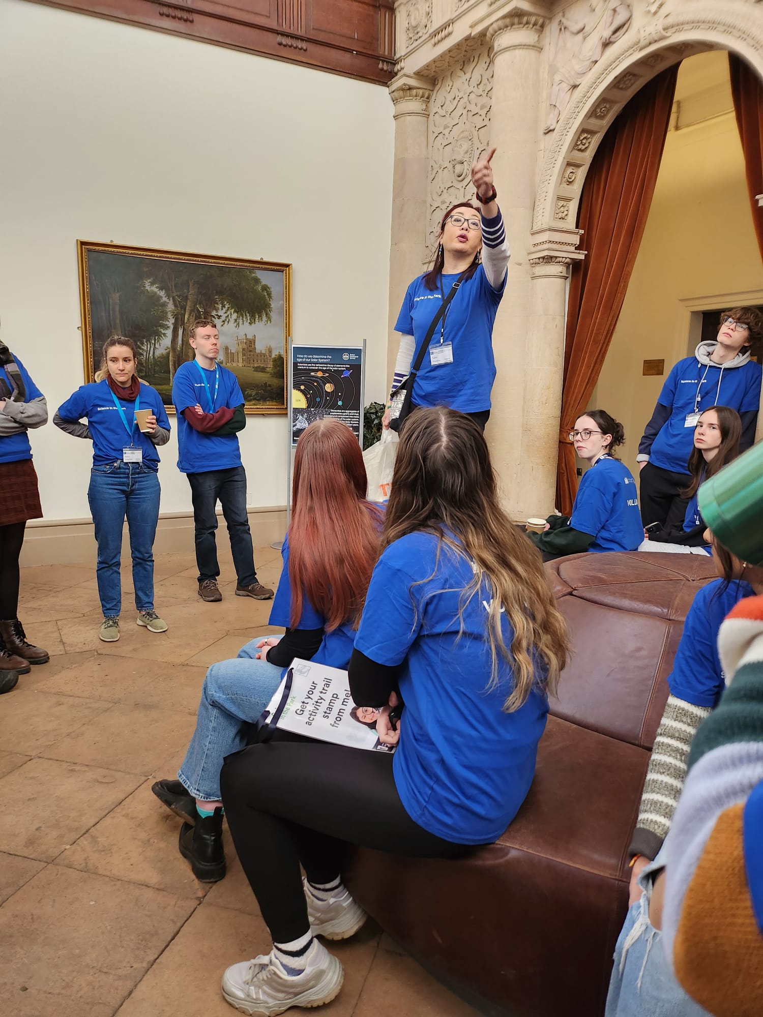 Volunteer briefing at 10am